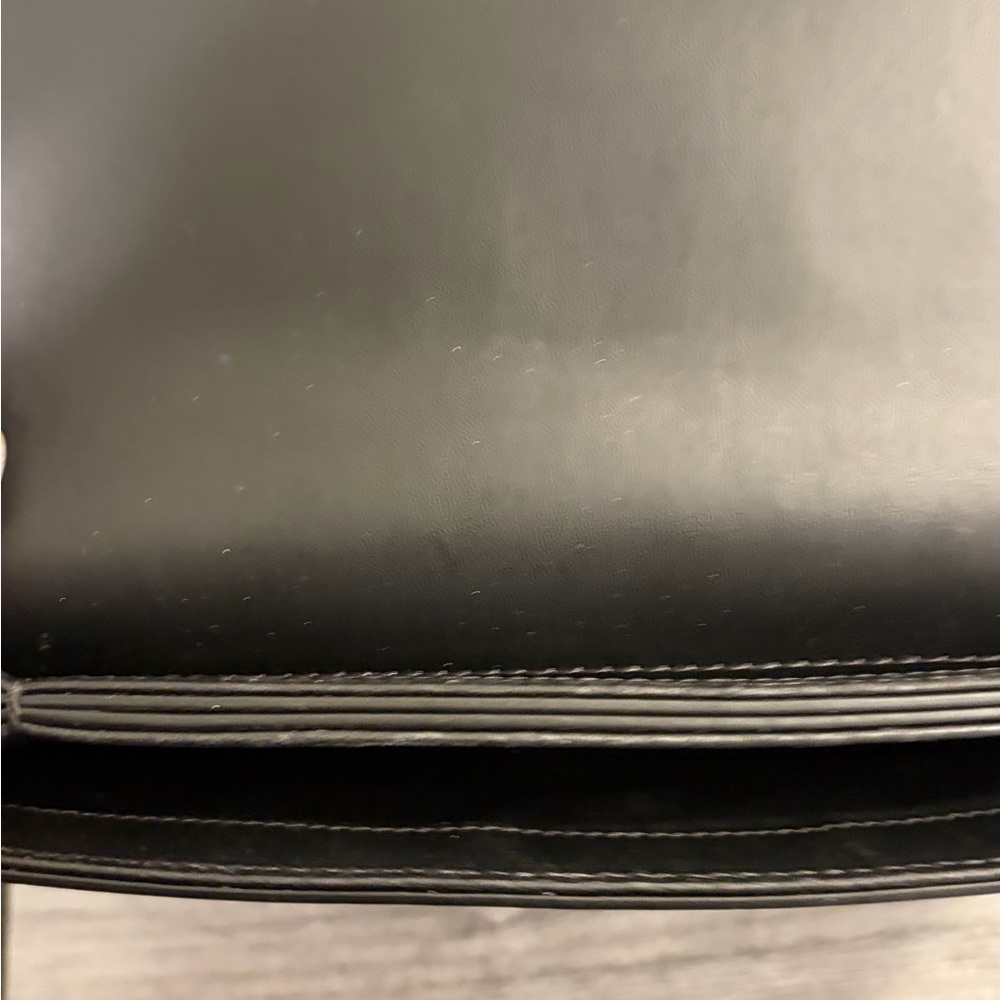 Tory Burch Black Quilted Leather Clutch with Gold Chain - Picture 3 of 4